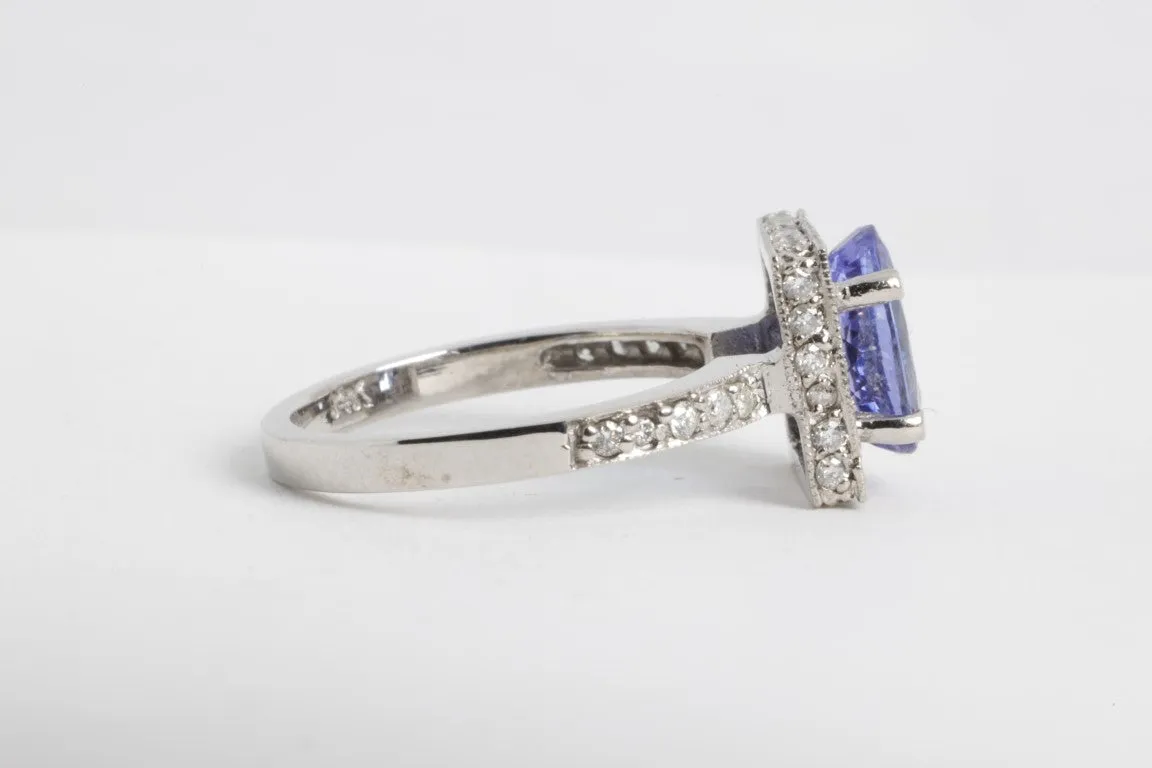 14k White Gold 0.55ctw Diamond 2.44ctw Tanzanite Ring Size 8 (4.90g.)