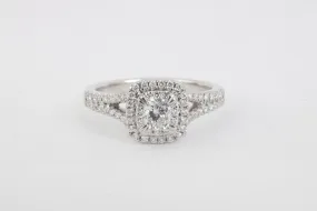 14k White Gold 0.73tcw Diamond Engagement Ring Size 6 (3.91g.)