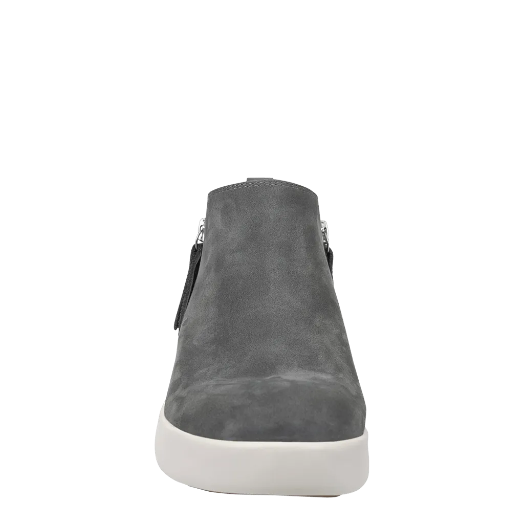 ADEPT in GREY Sneaker Boots