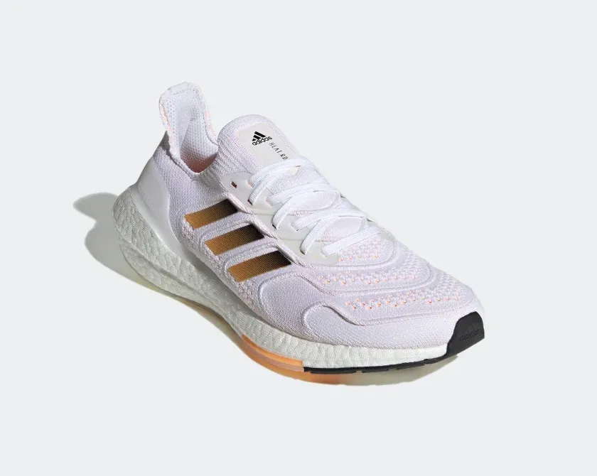 Adidas UltraBoost 22 Heat.RDY Cloud White Core Black Flash Orange GZ0129