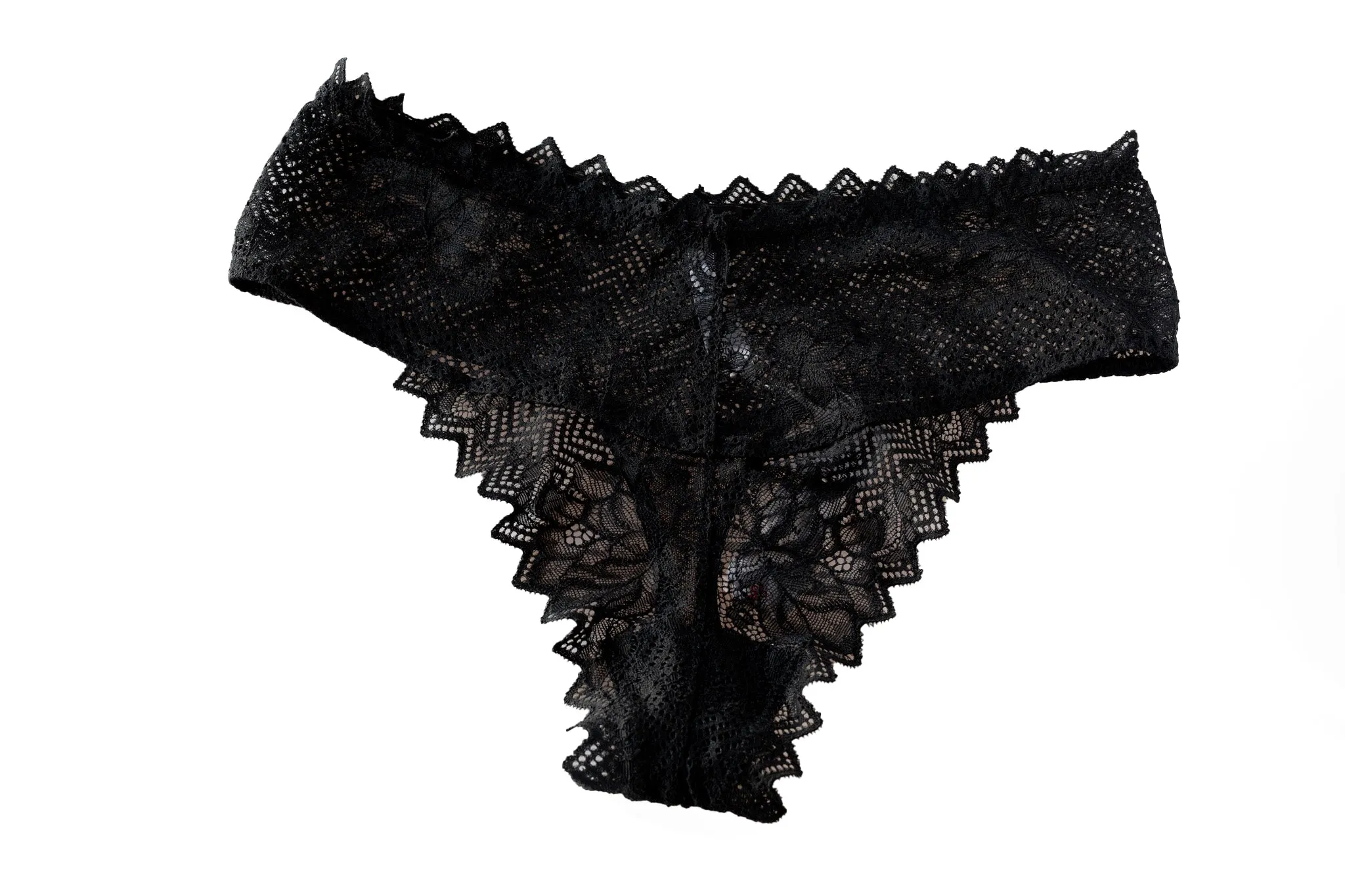 Leonora Thong-Black