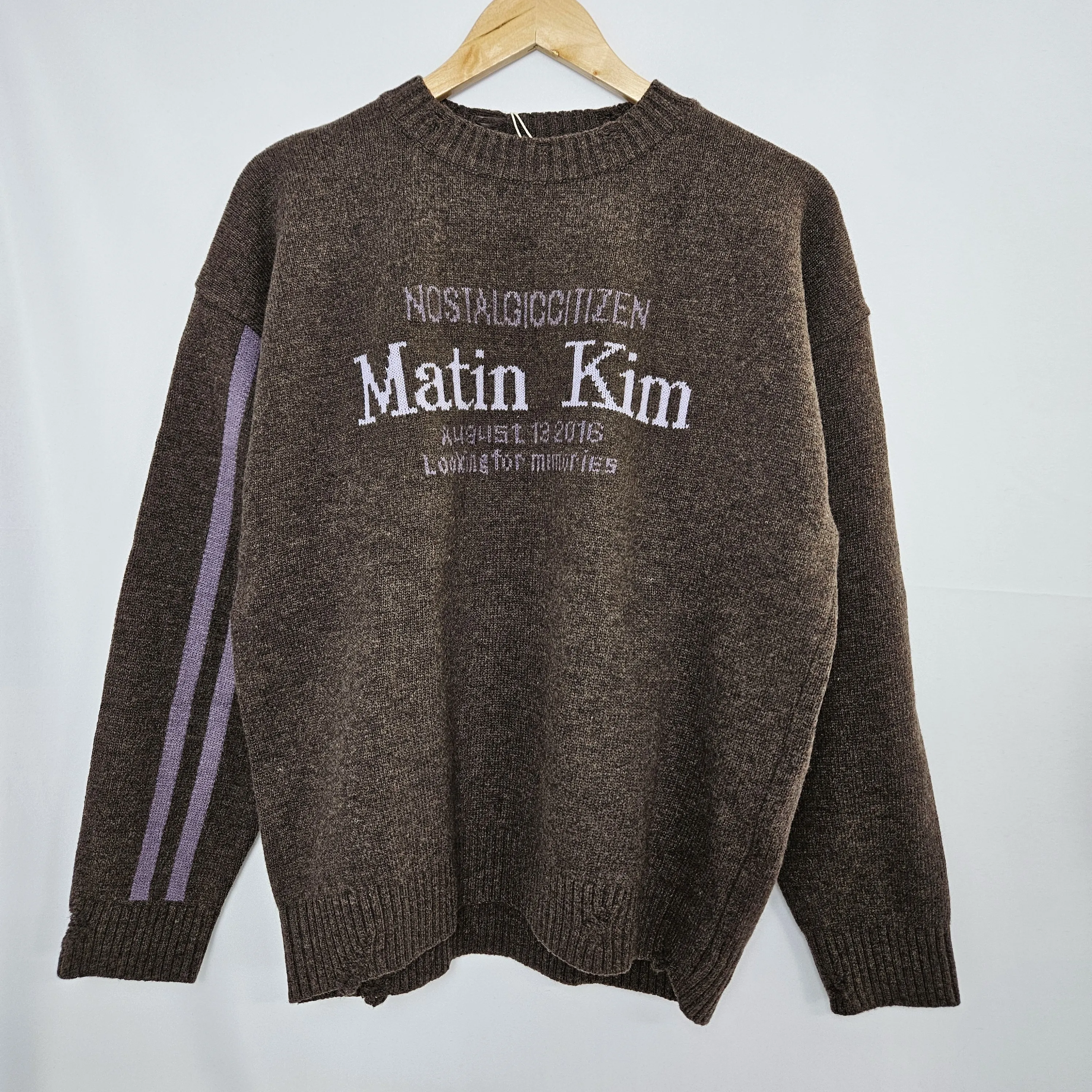 Matin Kim  |Casual Style Street Style Logo V-neck & Crew neck