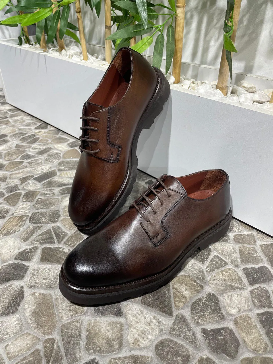 Men's Brown Leather Derby Shoes – Stylish and Durable Formal Footwear for Office, Weddings, and Everyday Elegance.