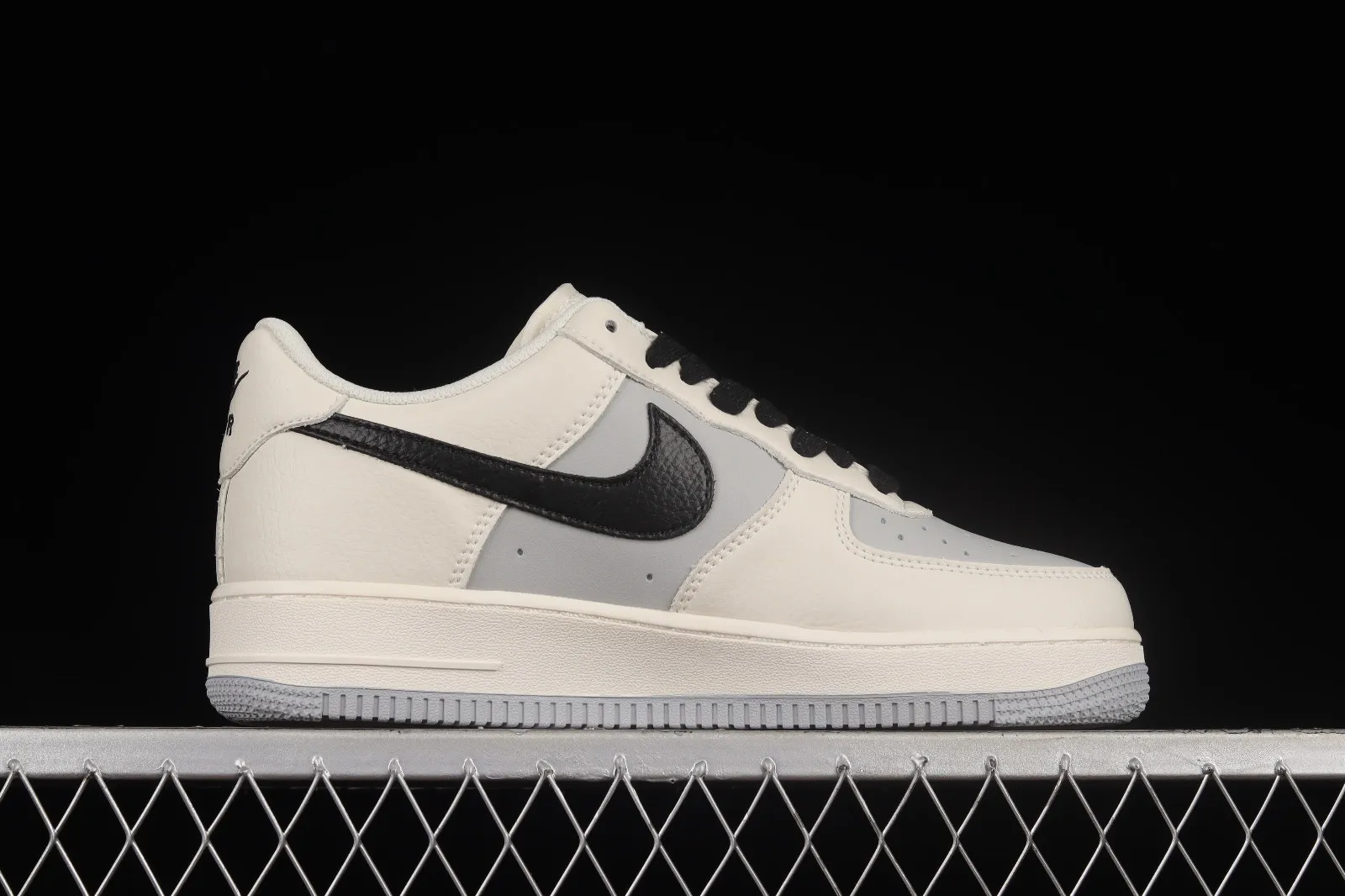 Nike Air Force 1 07 Low Light Grey Black White Shoes TQ9685-785