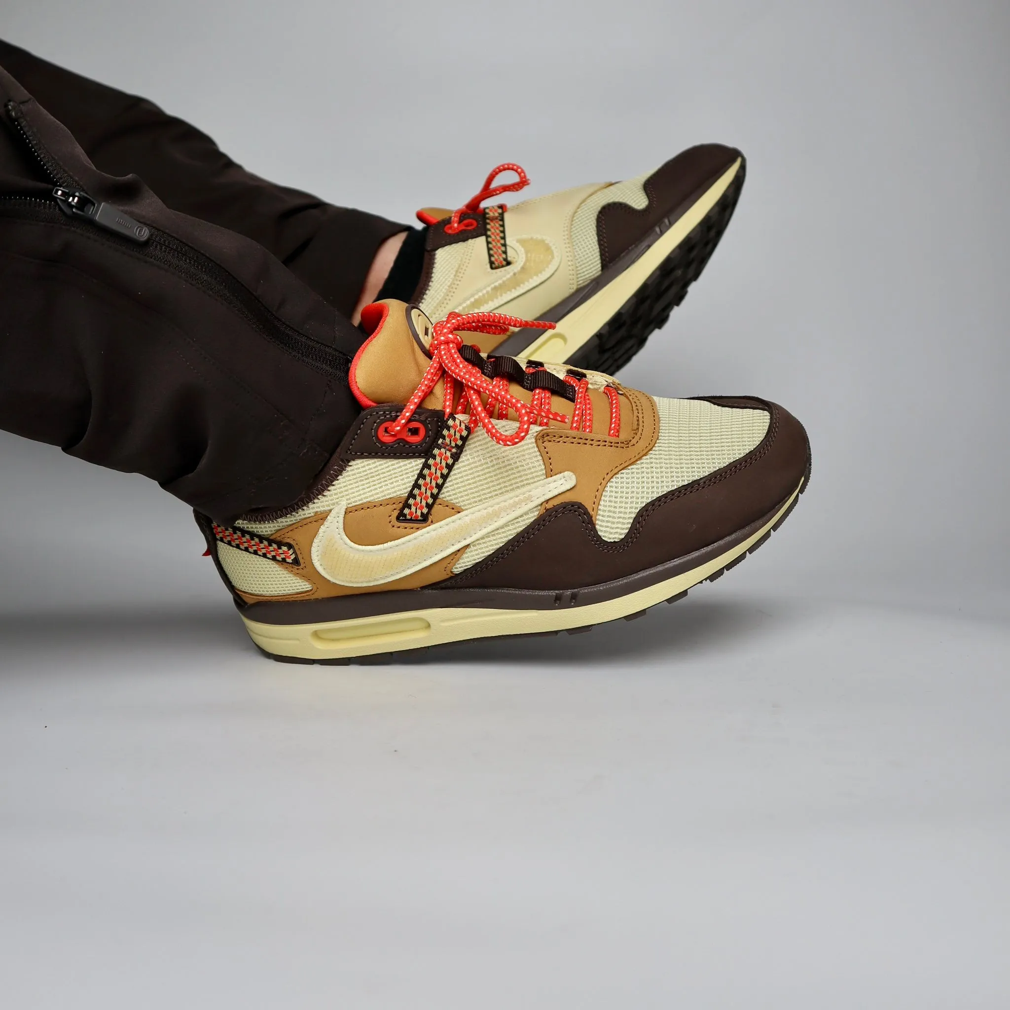 Nike Air Max 1 Travis Scott Cactus Jack Baroque Brown