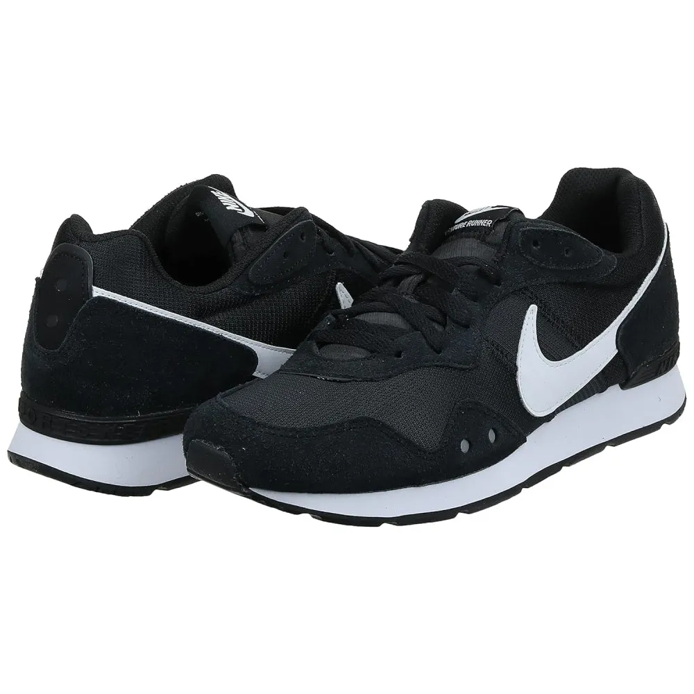 NIKE Men's Venture Running Shoe (Black/White/Black)