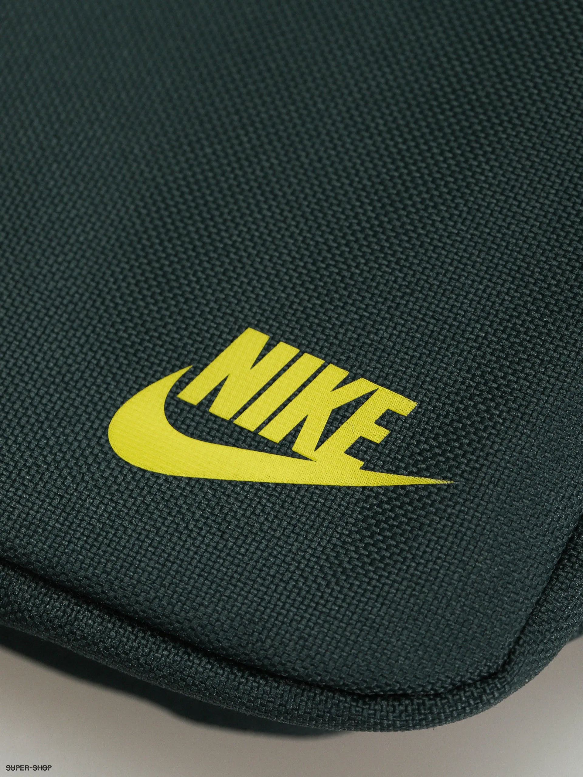 Nike SB Heritage Crossbody Bag (deep jungle/high voltage)