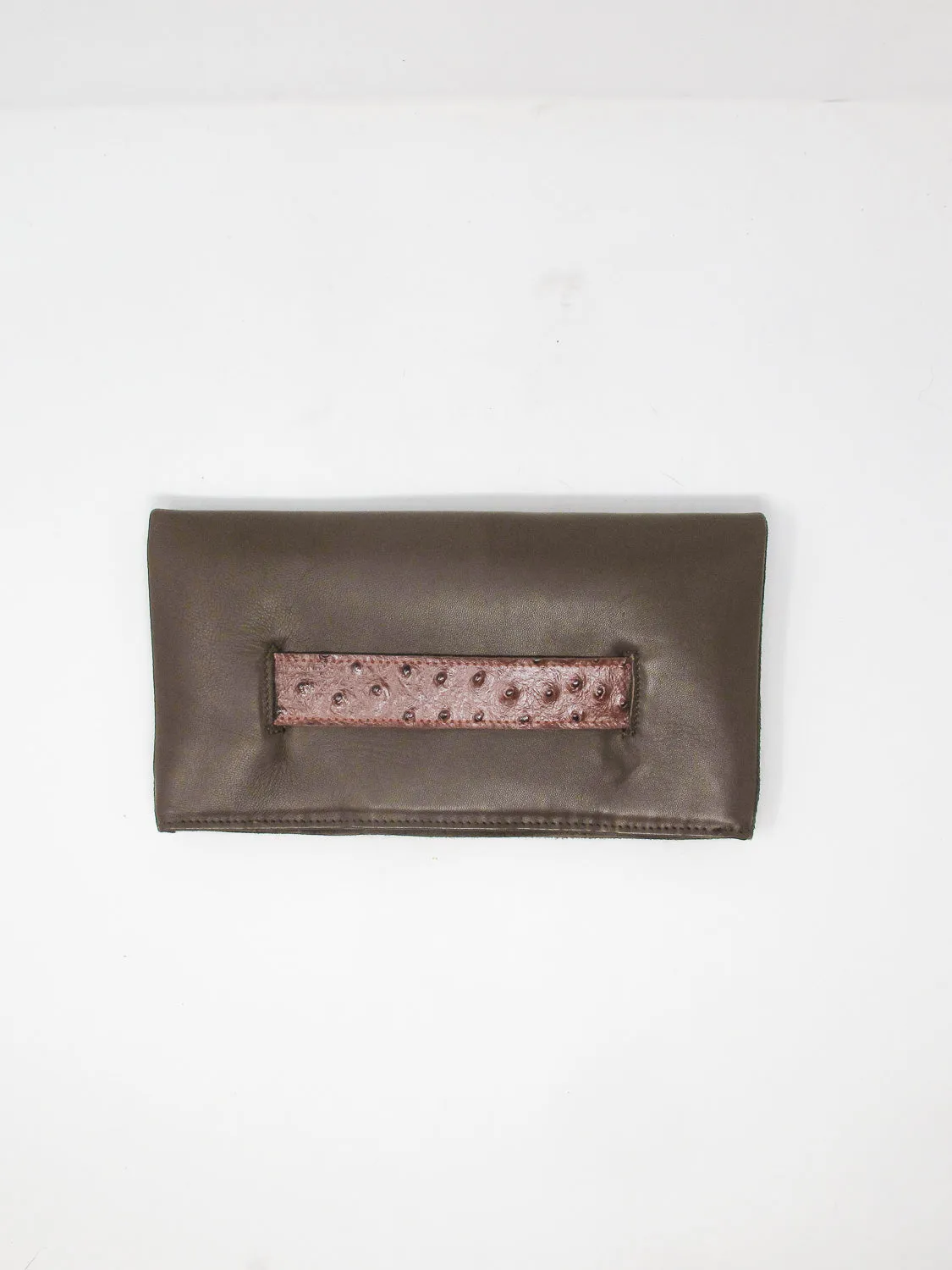 POCHETTE PELLE CON INIZIALE