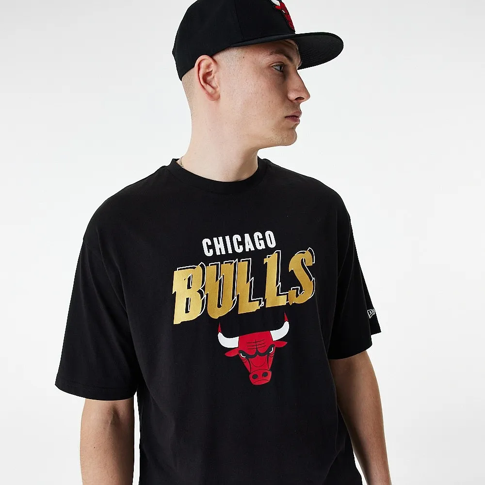 T-Shirt New Era Team Script OS NBA Chicago Bulls - Black/Metallic Gold - men´s