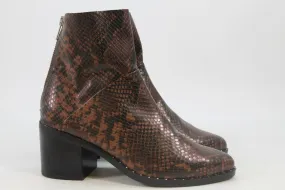 Treasure & Bond Farrah Women's Snake Brown Boots 6.5M(ZAP13226)