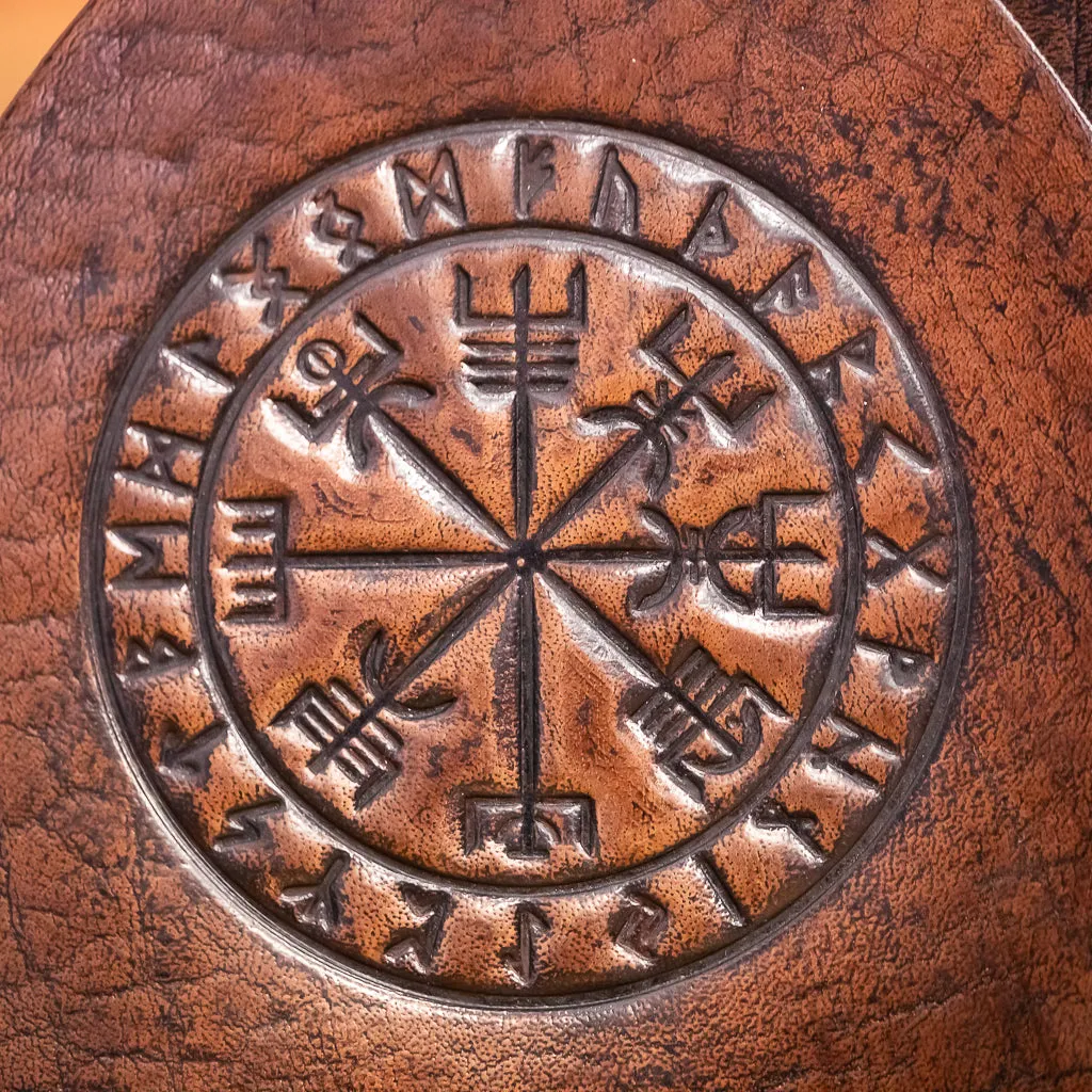 Vegvisir Leather Armguard